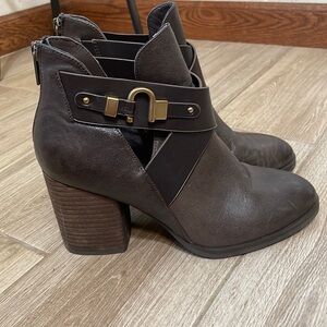 Isola chocolate brown boots